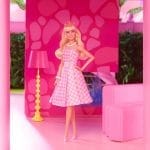 Barbie Movie - Barbie Pembe Elbiseli Bebek HPJ96 - Görsel 2