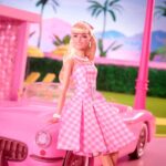 Barbie Movie - Barbie Pembe Elbiseli Bebek HPJ96 - Görsel 4